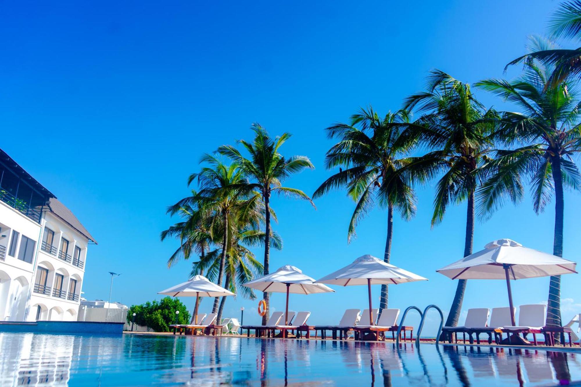 Sea Cliff Hotel Daressalam Exterior foto