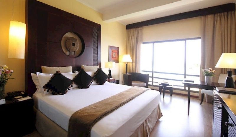 Sea Cliff Hotel Daressalam Exterior foto