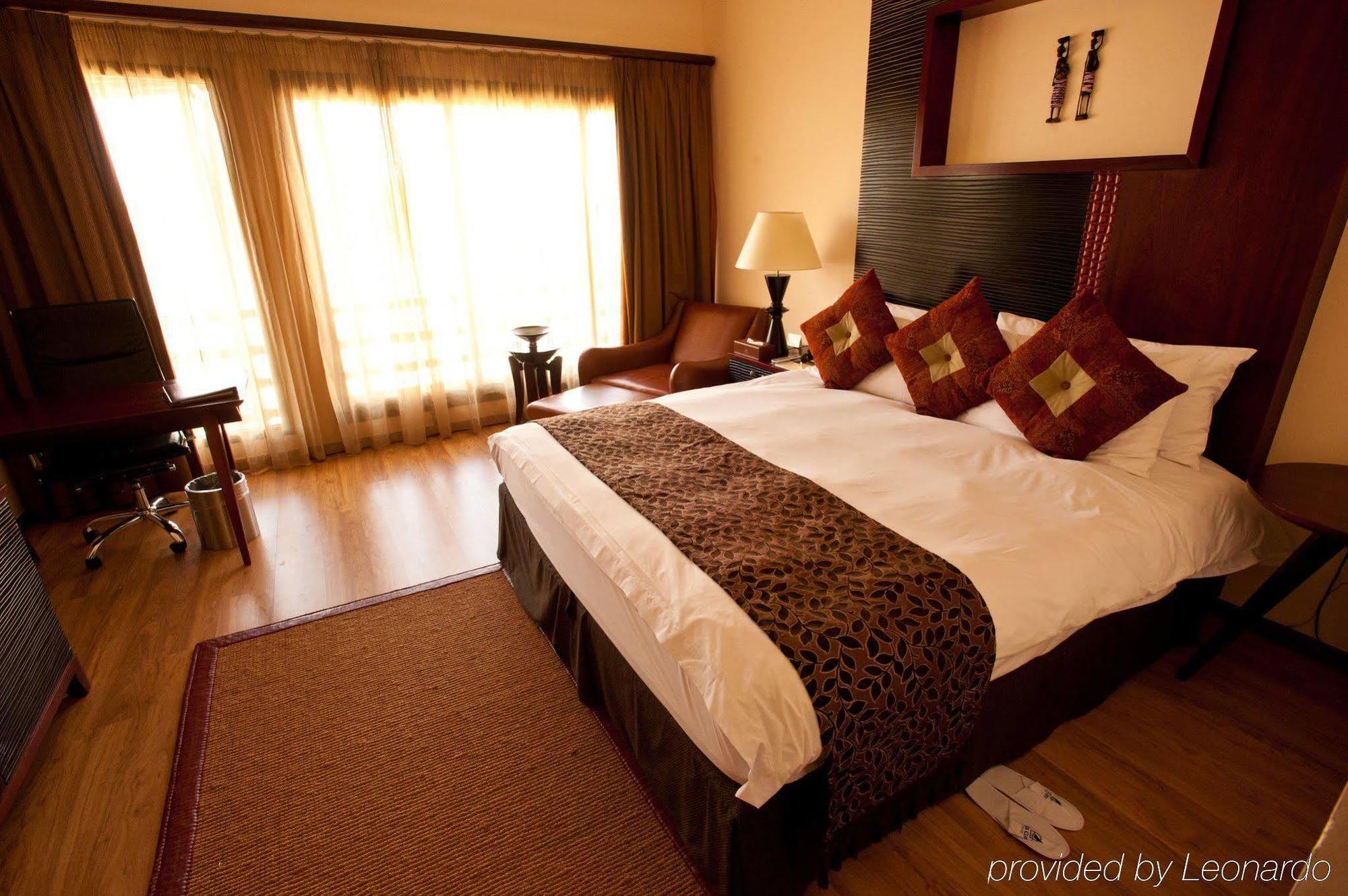 Sea Cliff Hotel Daressalam Exterior foto