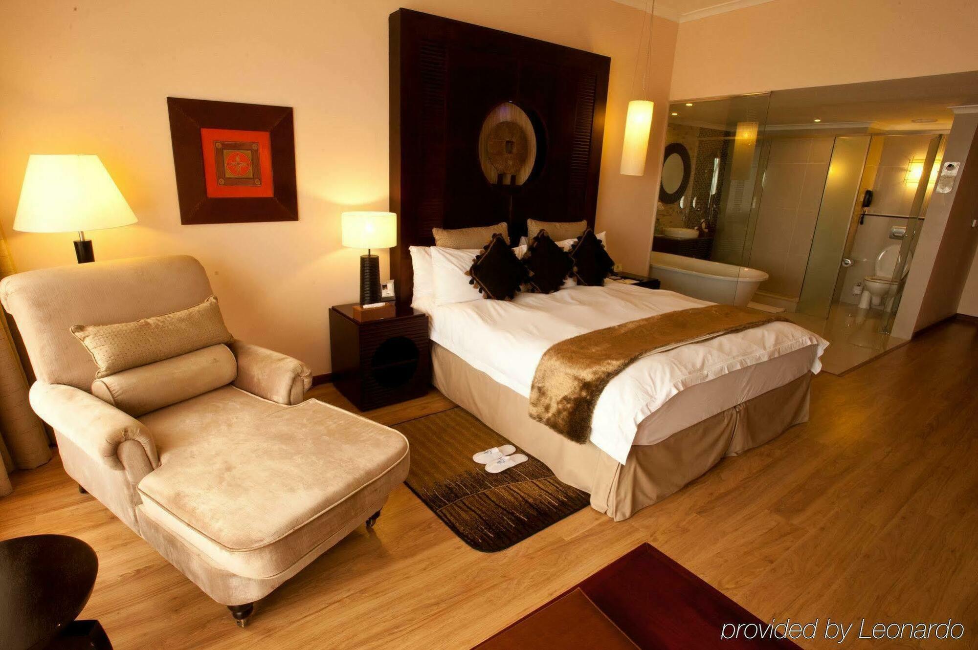 Sea Cliff Hotel Daressalam Exterior foto